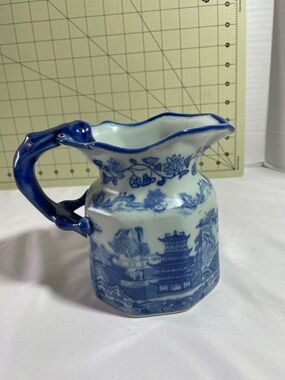 A Victoria Ware Ironstone Blue & White Octagonal 5" Pitcher Jug Made In England